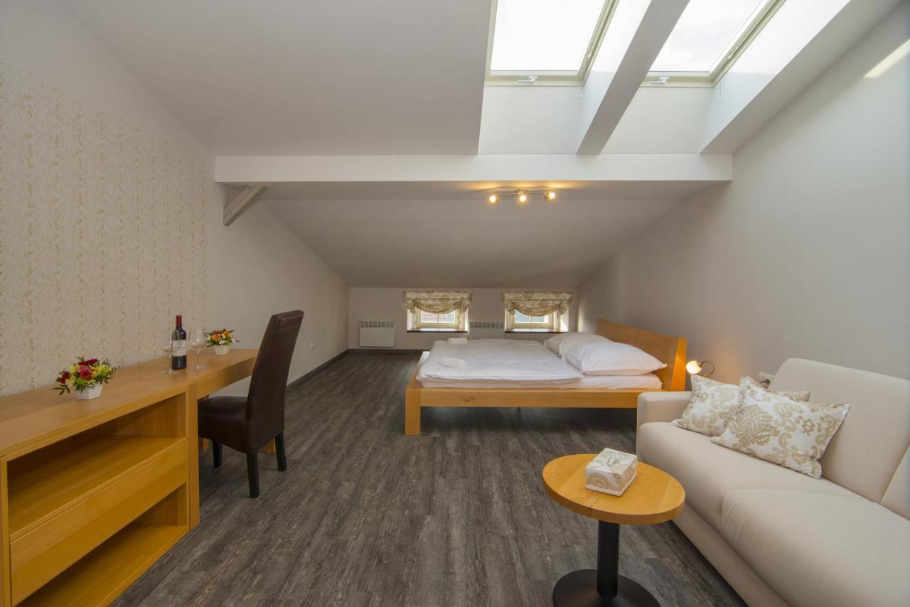 Hotel Anno Nove Mesto nad Metuji Luaran gambar