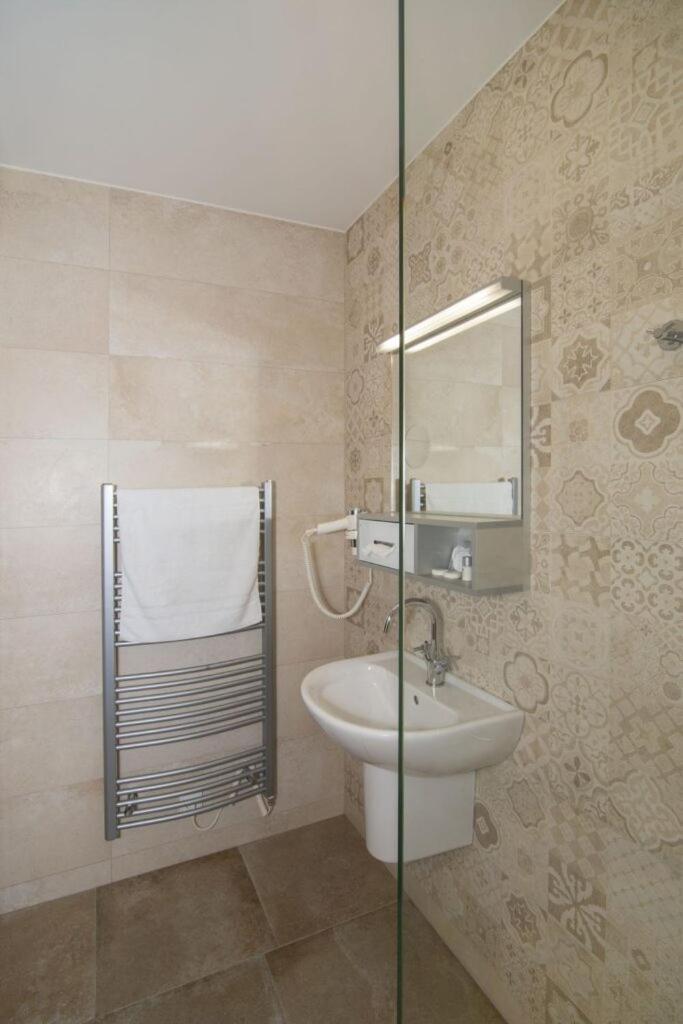Hotel Anno Nove Mesto nad Metuji Luaran gambar